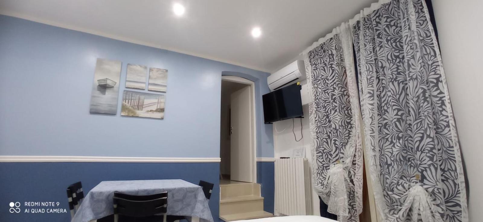 Sea Stone House Apartment Бари Экстерьер фото